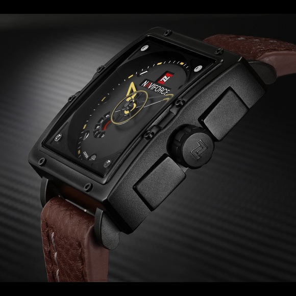 Watch (New with tag 🏷 and box) - Picture 8 of 8